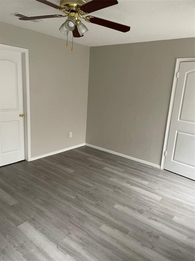 Photo - 106 E Austin Ave