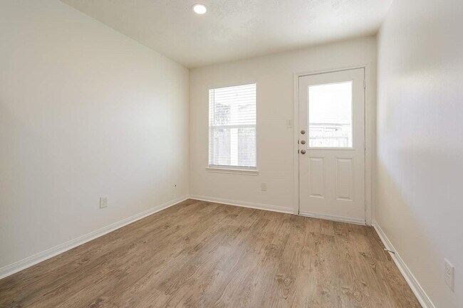 Photo - 922 Doubletree Glen Dr