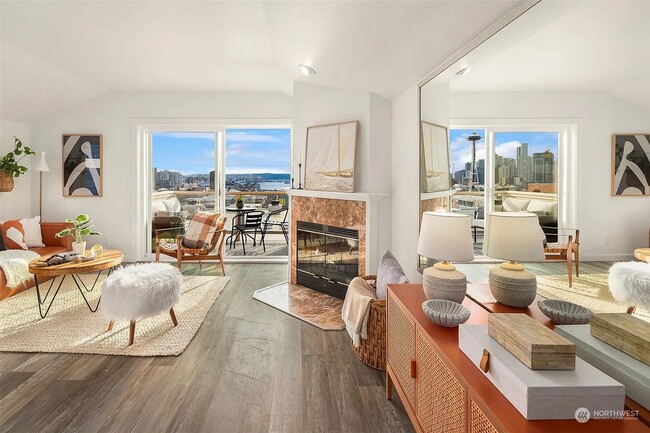 Photo - Top-Floor Corner Condo with Spectacular Views of the Space Needle & TWO Parking Spaces Unidad B201