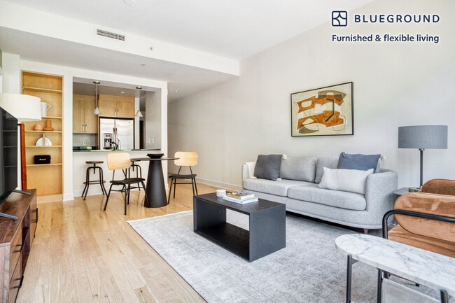 Photo - 425 Massachusetts Ave NW Unidad FL4-ID541