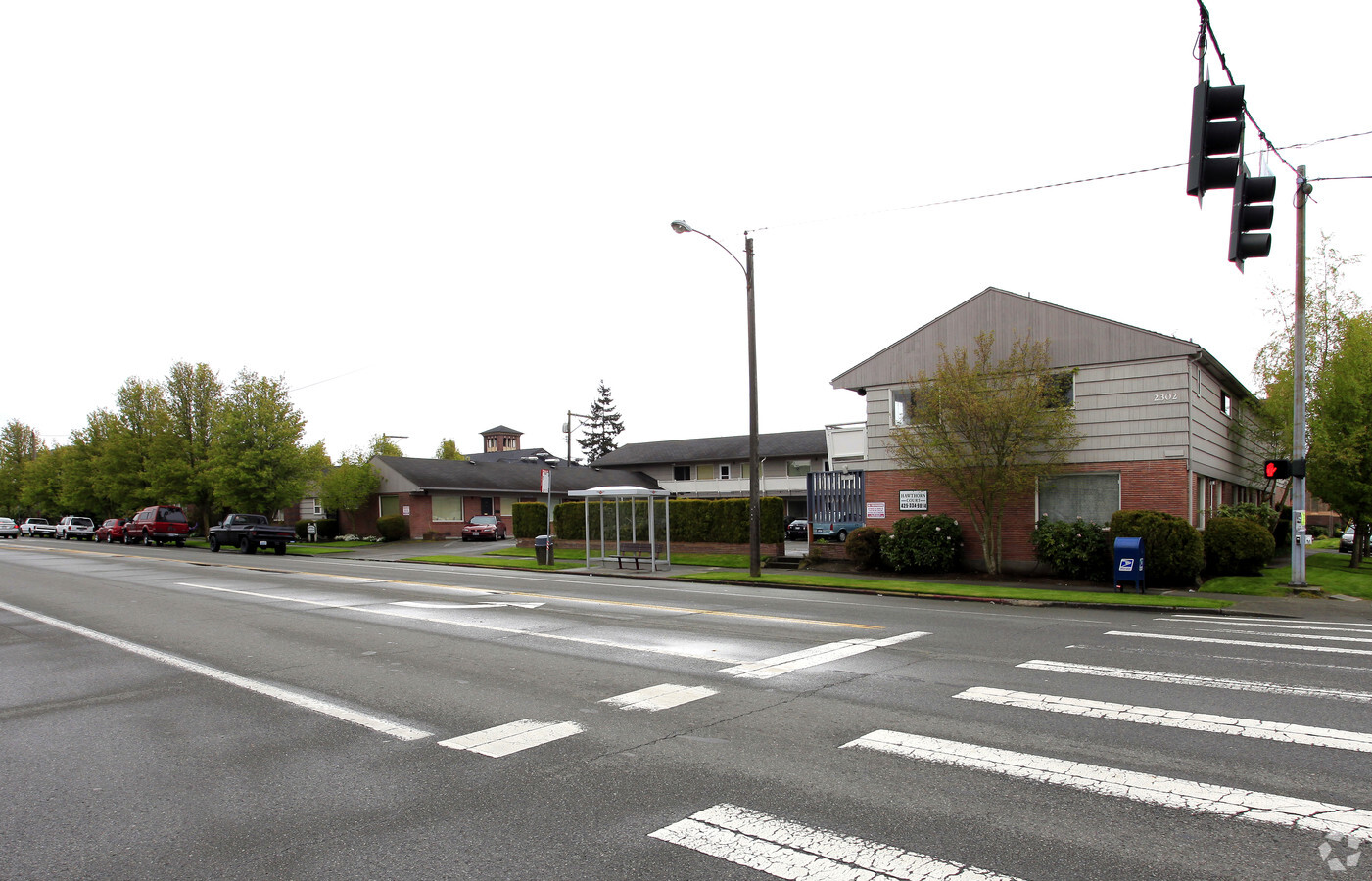 Photo - Hawthorne Court Apartments