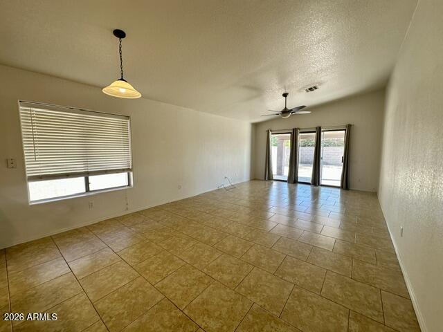 Photo - 547 W Bluefield Ave