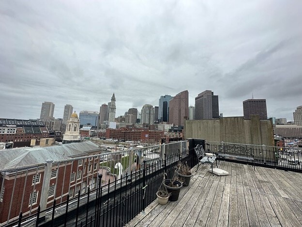 Photo - 237 Hanover St Unidad # 3A