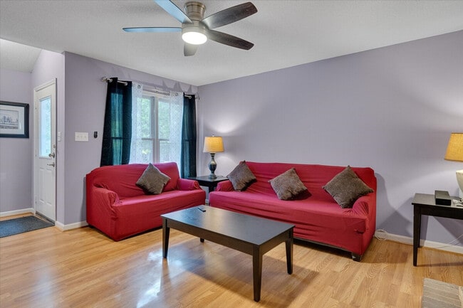 Building Photo - 4423 American Dr Unit ID1388431P