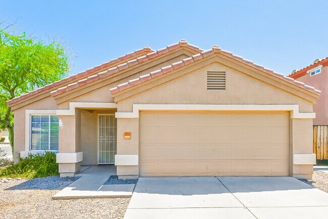 Building Photo - 803 S Chatsworth