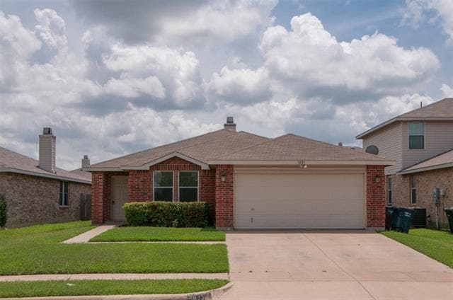 Building Photo - 3833 Foxhound Ln