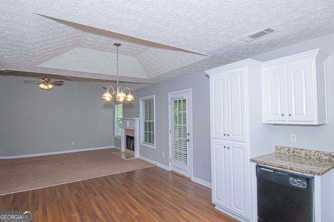 Photo - 65 Weldon Pl