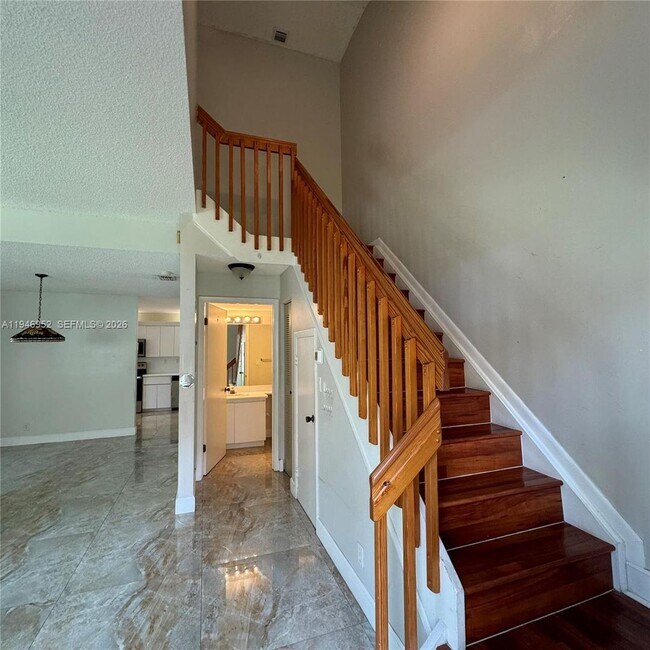 549 Racquet Club Rd