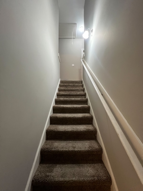 Photo - 412 Walker Cir