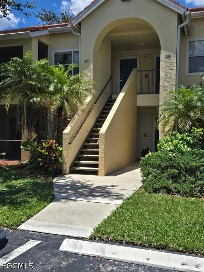 Building Photo - 12591 Equestrian Cir Unit 1203
