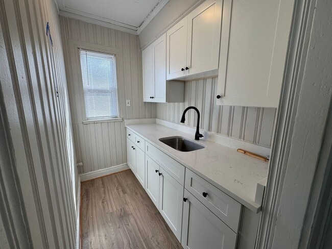 Photo - 58 Pilling St Unit 2