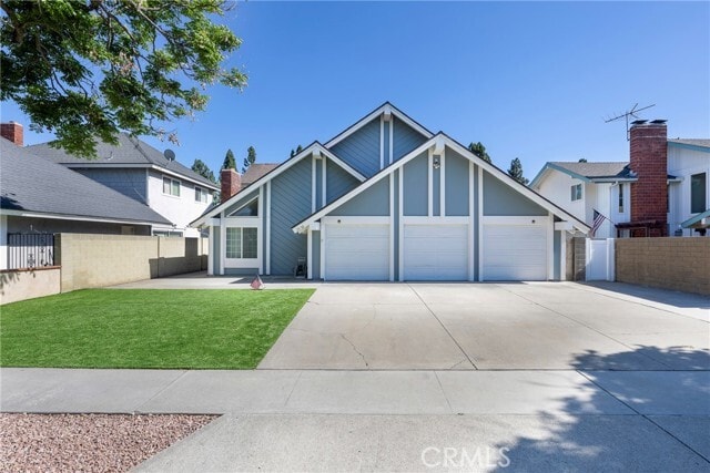Building Photo - 2556 E Elsiena Way