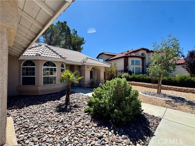 18015 Wildwood Dr