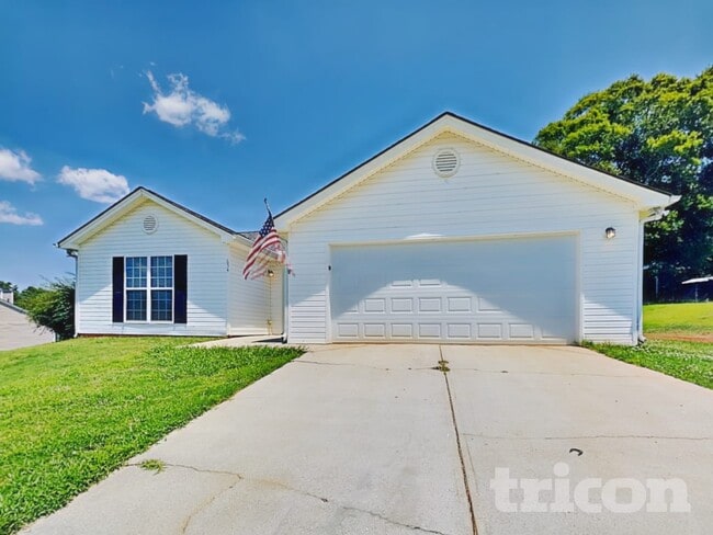 654 Palmer Ct