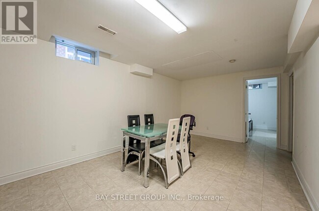Photo - 29 Ashmore Crescent