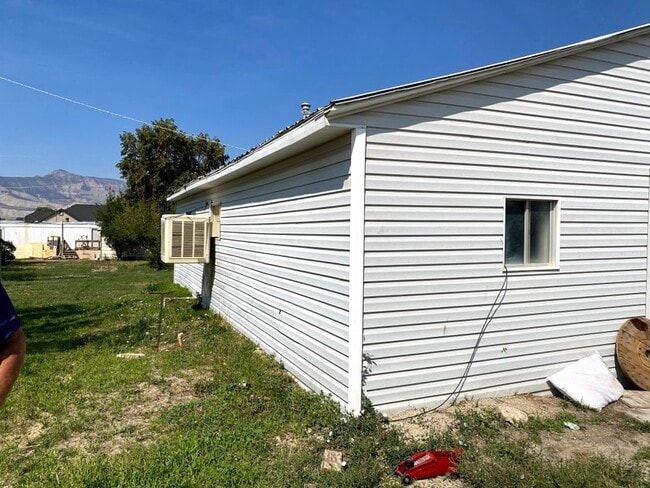 Photo - 380 N 200 W