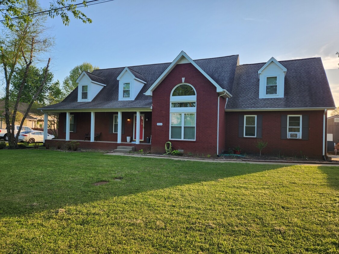 Photo - 4904 Manchester Pike (Murfreesboro, TN)