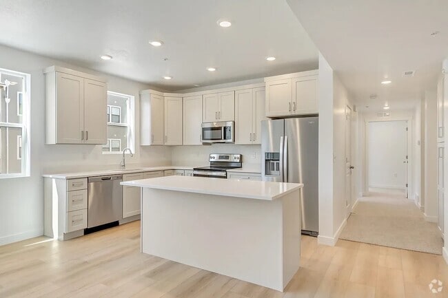 Building Photo - 8355 S Sky Mirror Ln Unit 304 Rental