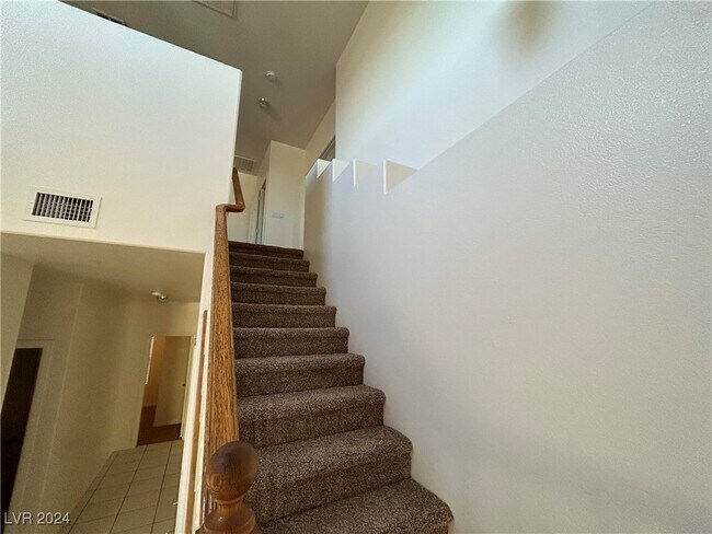 Photo - 1429 Clipperton Ave