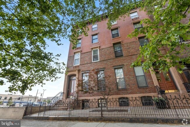 Building Photo - 1326 S Broad St Unit 1F Rental