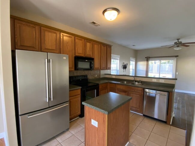 Photo - 1014 Lake Norman Ln