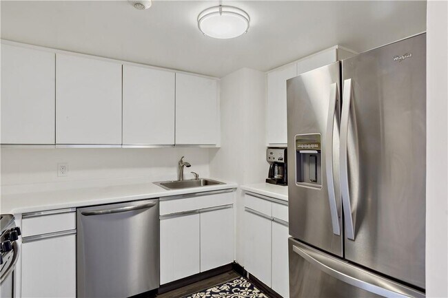 Photo - 23 Water Grant St Unidad 4J