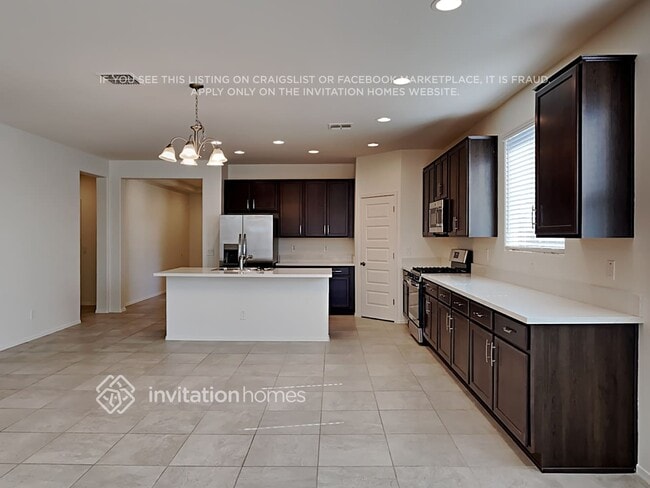 Photo - 18158 W Fulton St