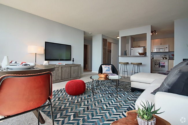Building Photo - 1202 S Michigan Ave Rental