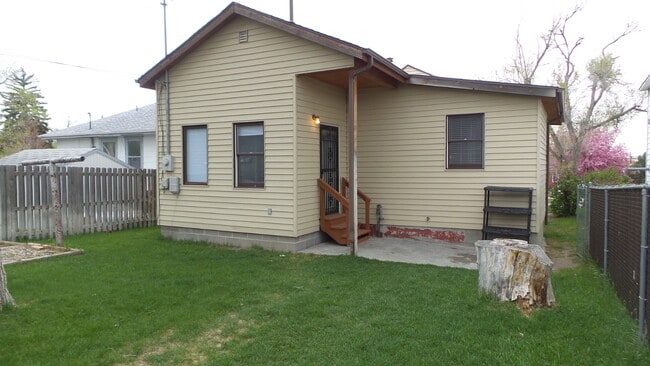 Photo - 433 S Kimball St