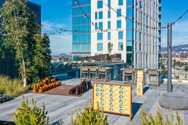 Photo - The Skylyne at Temescal