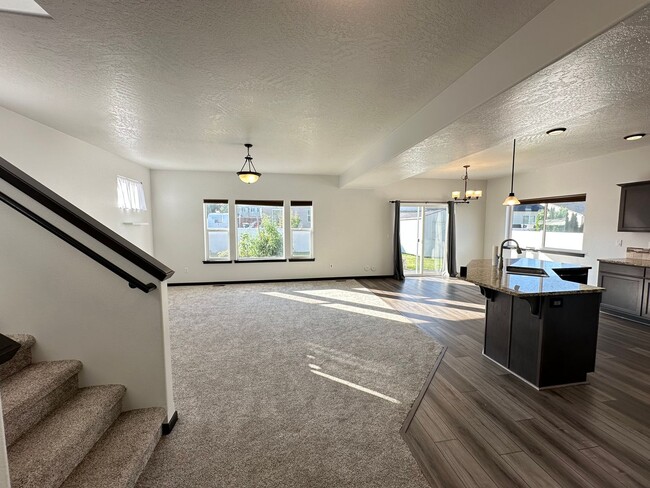 Photo - Fieldstone Home