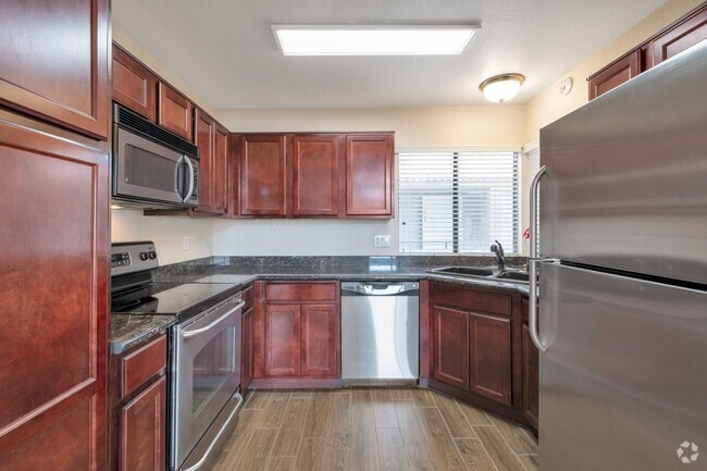 Building Photo - Stunning 2-bedroom, 2-bathroom house locat...