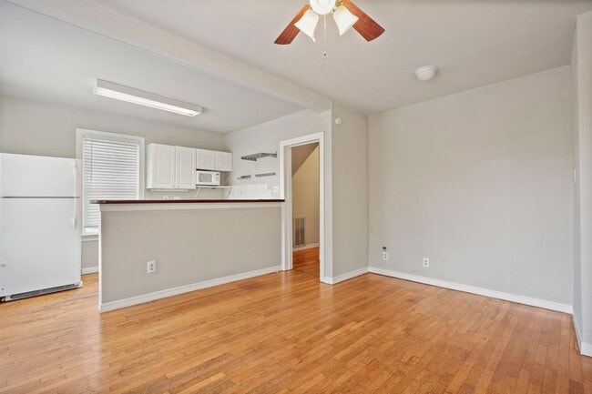 Photo - 3115 Benelva Dr