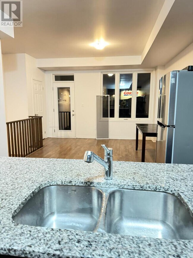 Photo - 261 Danzatore Path