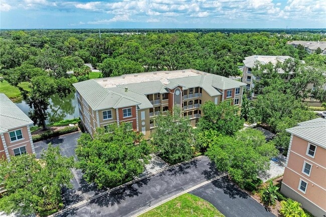 Building Photo - 5200 Manorwood Dr Unit 2D