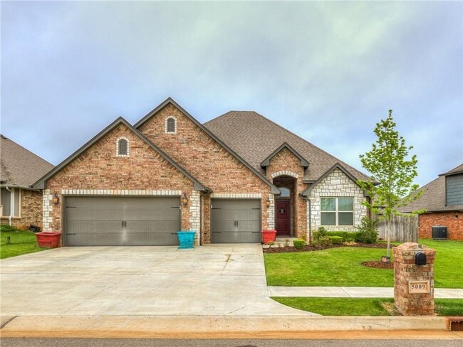 Photo - Beautiful home in Kelly Lake Estates + 4 bedrooms + 3 full bathrooms