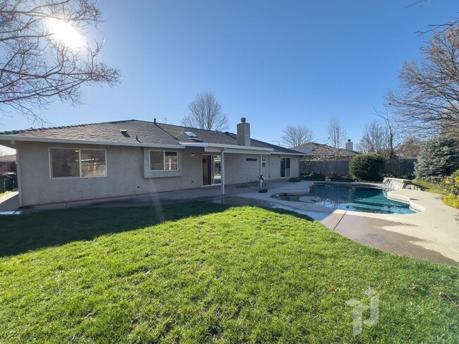 Photo - Amber Grove Home for Rent in Chico CA | Pool, Remodeled Interior, Landscaped Yard