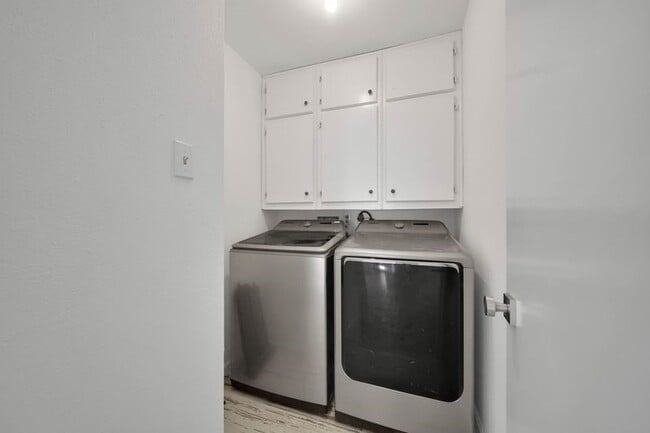 Photo - 10904 Birch Dr