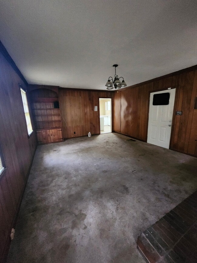Photo - 214 Franklin Dr