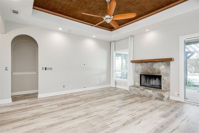 Photo - 12600 River Bend