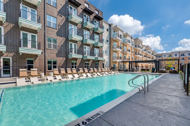 Photo - Jefferson Ridglea Village