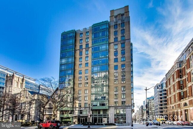 Building Photo - 1150 K St NW Unit #406