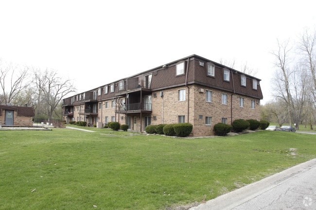 Building Photo - Meadows at Edgewood Rental