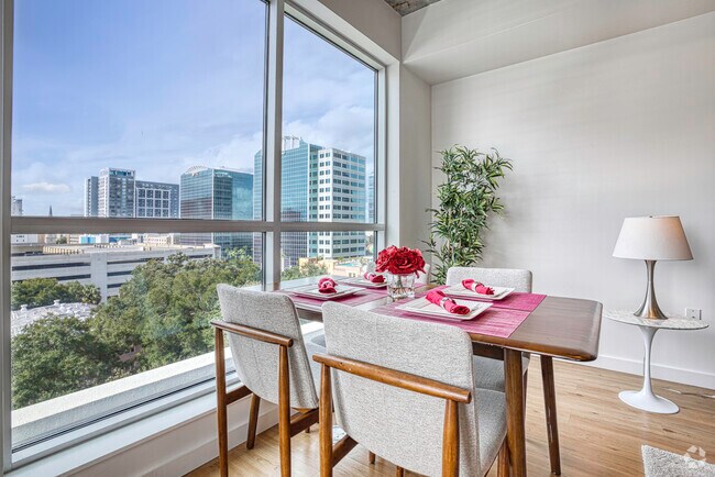 1BR, 1BA - 778SF