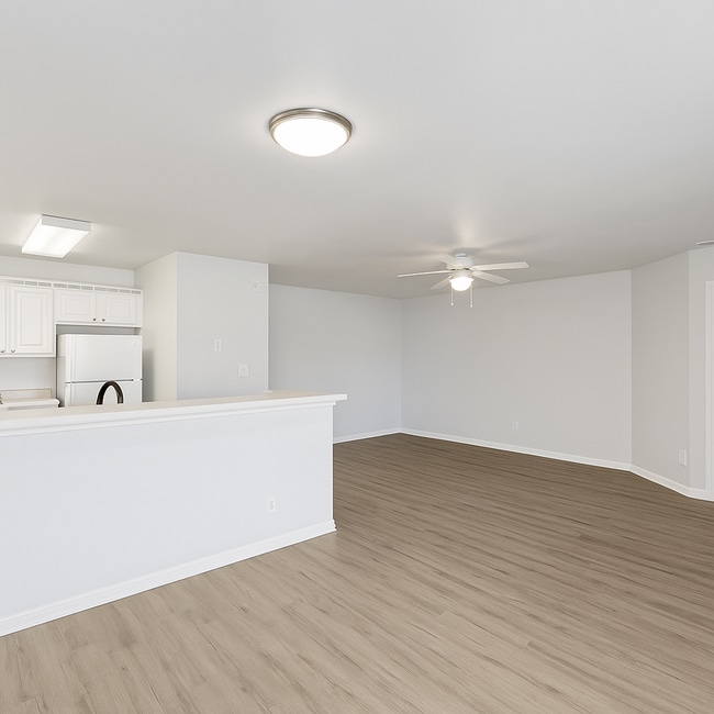 Photo - 2 Bedroom, 2 Full Bathroom Condo in Wester...