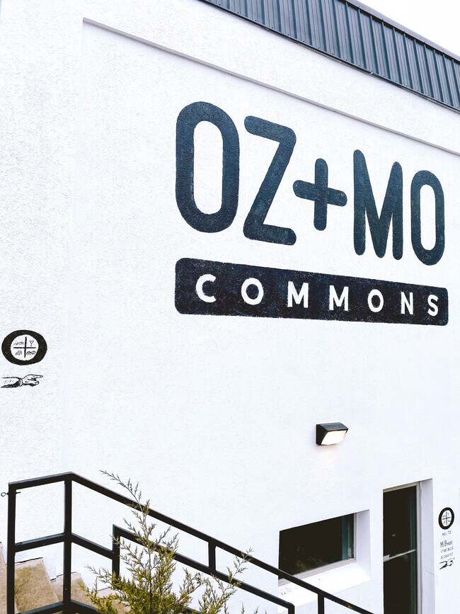 OZ+MO Commons