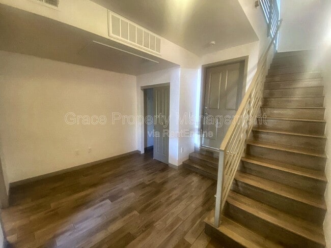 Photo - 2200 Tremont Pl