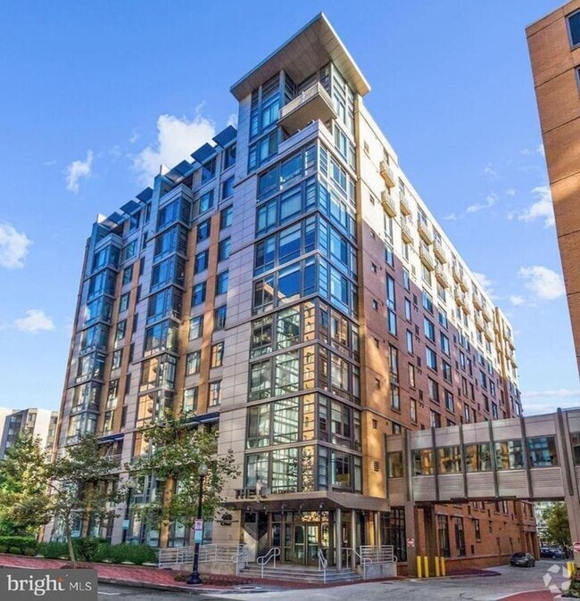 Building Photo - 440 L St NW Unit 912 Rental