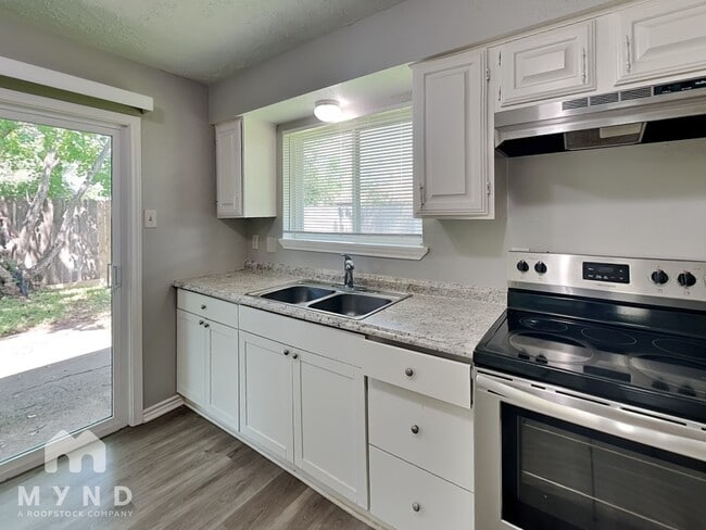 Photo - 12615 Enchanted Path Dr