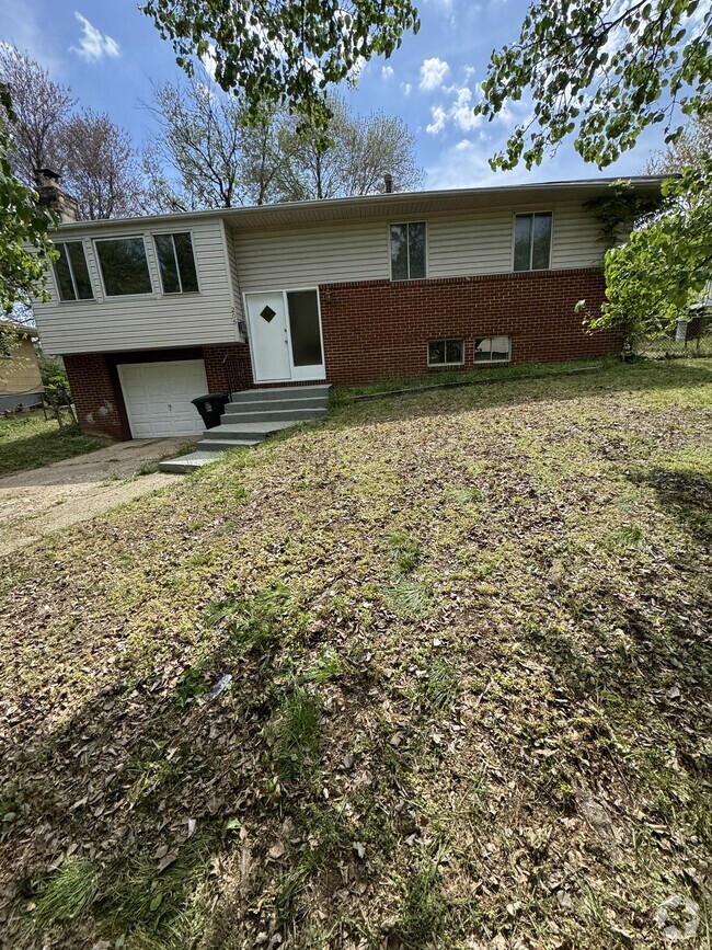 Building Photo - 205 Kerby Pky Rental